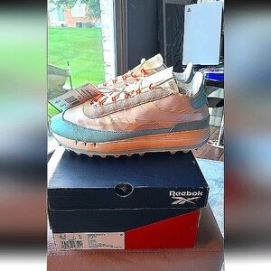 Reebok Legacy 83 "Digital Glow"